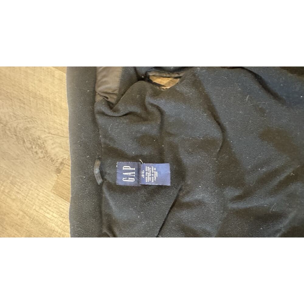 GAP Kids Black Puffer Vest Boys S 5/6 Water-Resistant - Picture 3 of 8